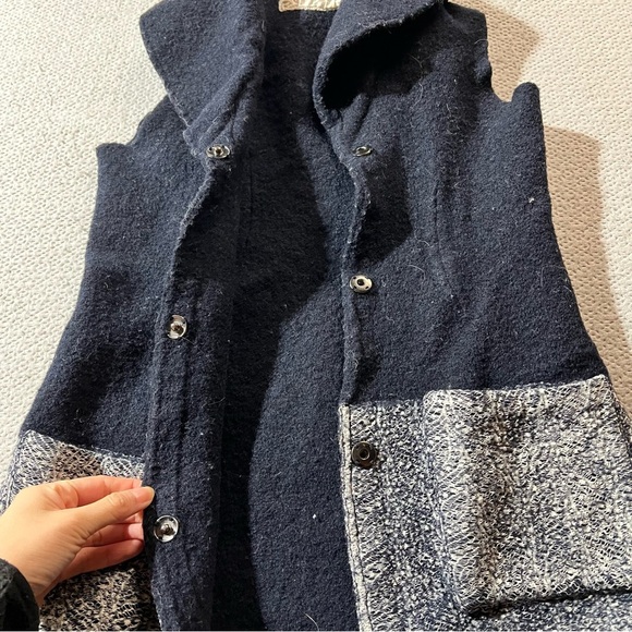 Angel of the North Navy Blue Grey 100% Wool Shawl Sweater Vest Jacket Small EUC - Picture 3 of 8